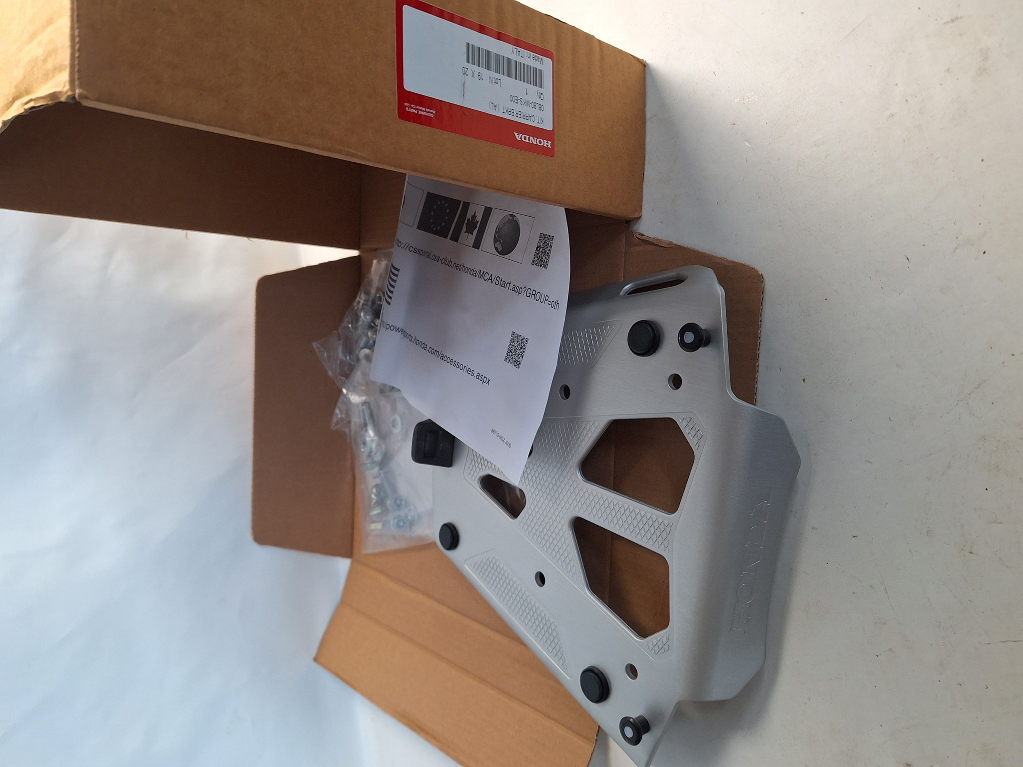 Bild von KIT,CARRIER BRKT (AL)  08L80-MKS-E00  CRF1100L